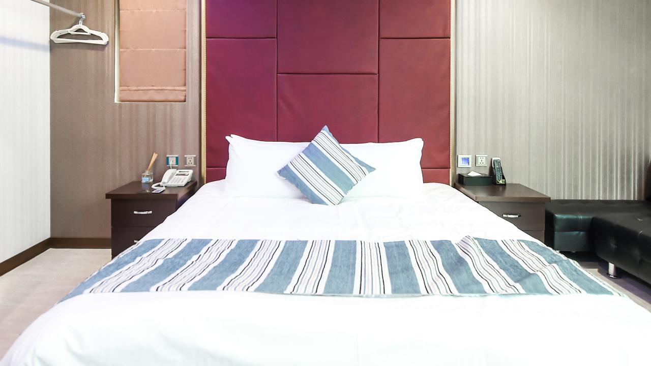 Hosin Hotel Taichung Exterior foto